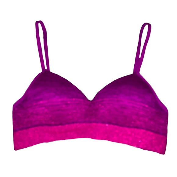 Bras - Picture 2 of 7